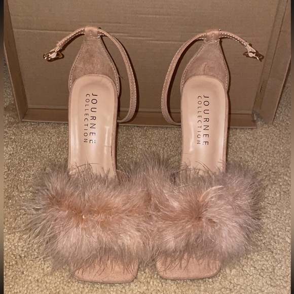 Journee Collection Fuzzy Heels - Picture 1 of 6